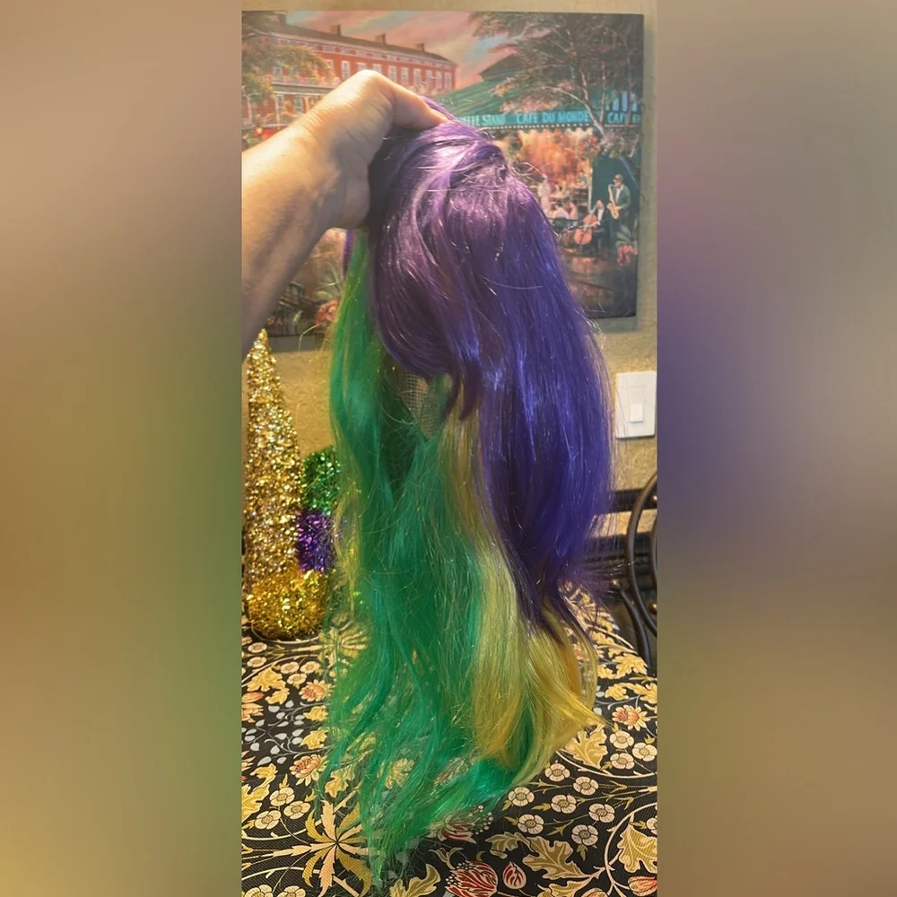 NNW Mardi Gras Synthetic Wig Festival